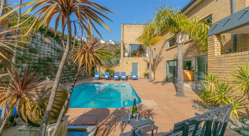 Overmeer Guest House photo