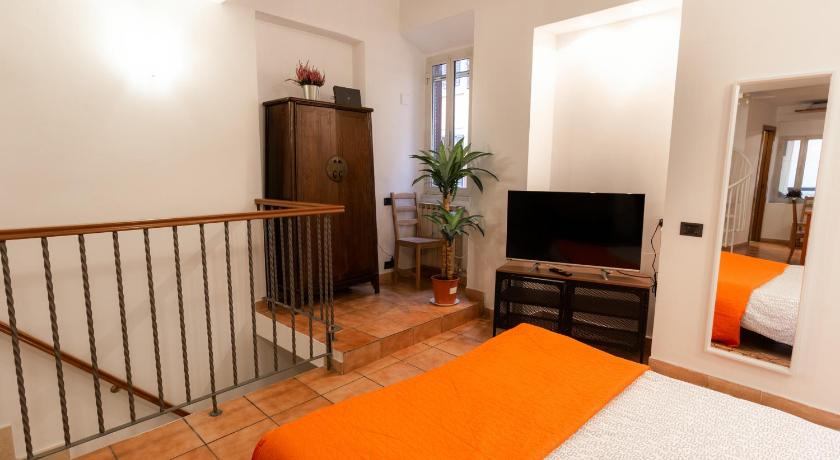 Rome Trastevere four seasons Trilussa 1 4-Star Single Room amenity