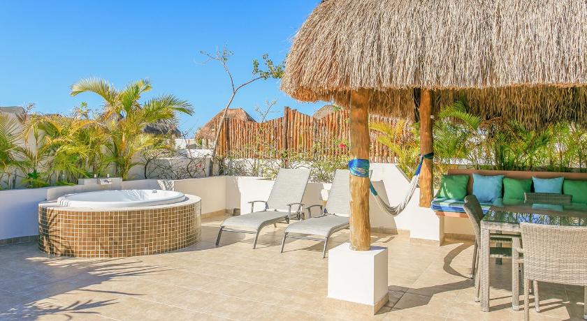 Condos Perfectly Situated Between the Beach & Tulum Town by Stella Rentals photo