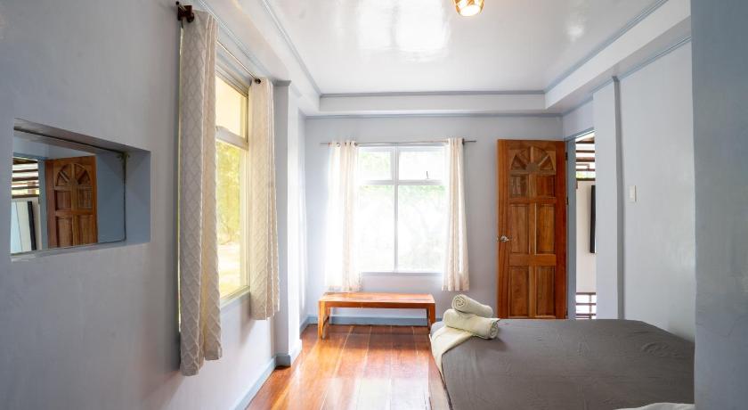 Image of Family Room with Sea View 5