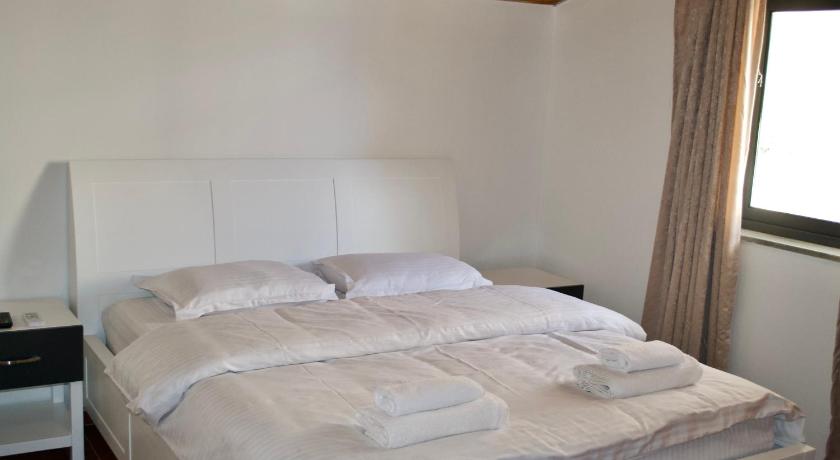 Me &amp; You Hostel — Hotel in Tirana