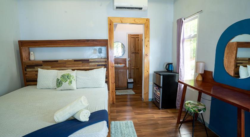 Image of Deluxe Double Room with Sea View 7