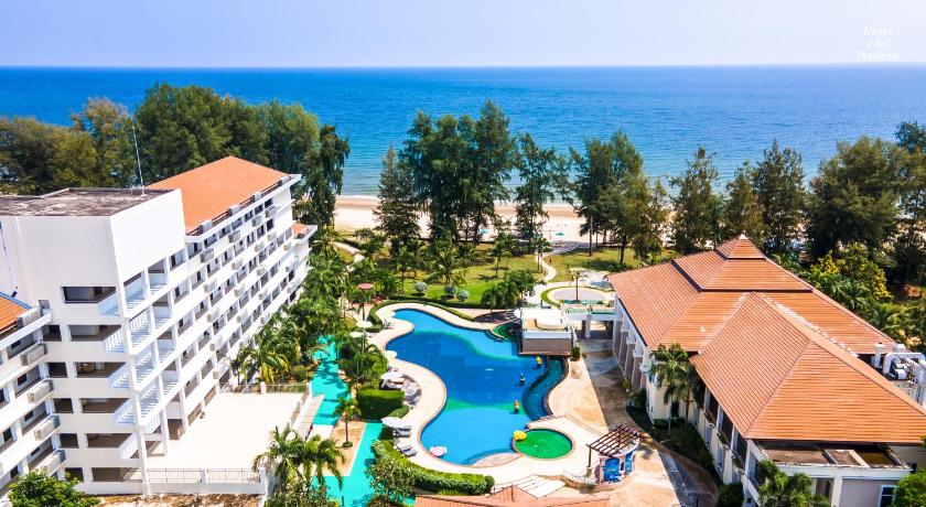 Seapine Beach Golf & Resort Hua Hin