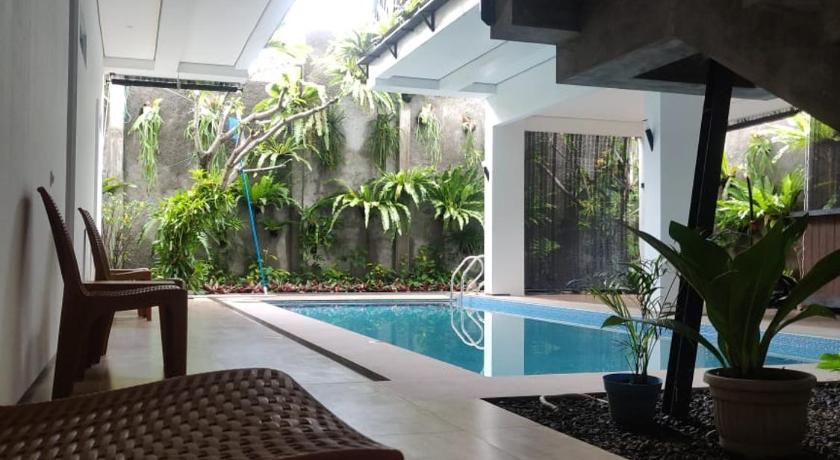 Tampilan eksterior Rion Hostel Bogor (perlu bukti nikah)
