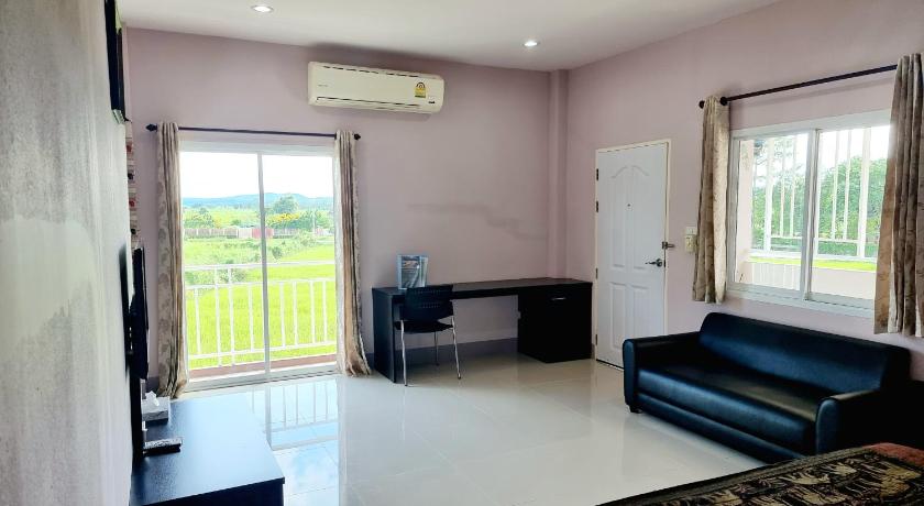 Image of Suite Room 6