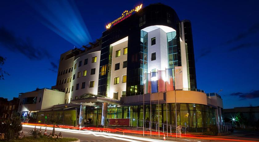 Diplomat Plaza Hotel & Resort photo