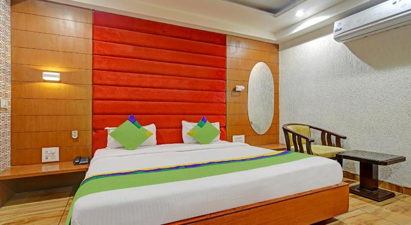 Capital O 8650 Hotel Johri Residency