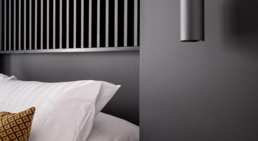 Elite Hotel - Gay Men Only photo