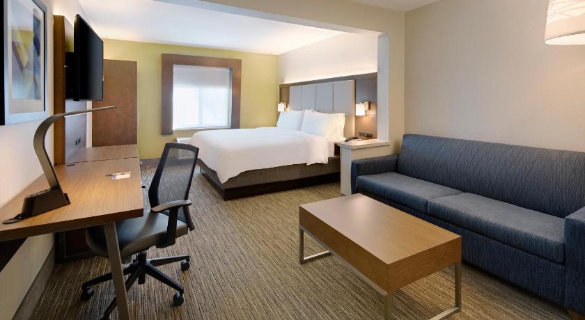 Holiday Inn Express & Suites Tilton