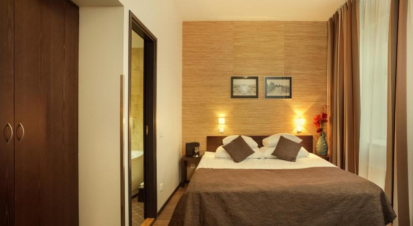 Image of Zen Deluxe Junior Suite with SPA Bath 1