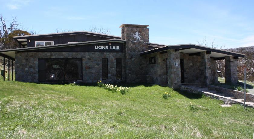The Lions Lair Lodge photo