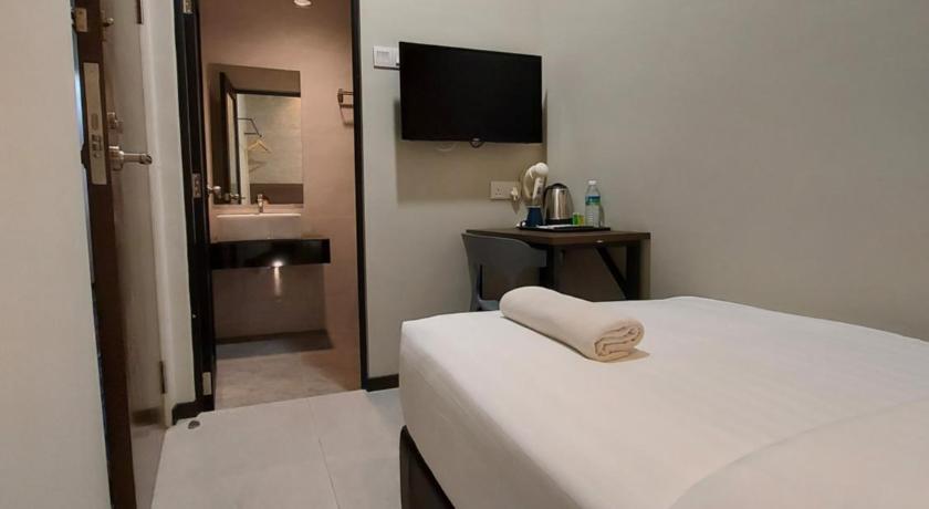 Image of Single Room 8