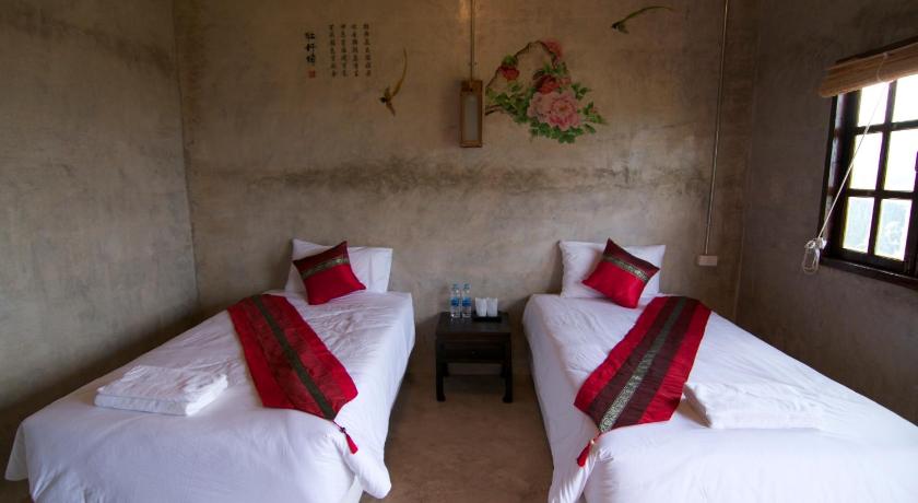 Image of Standard Fan Room 7