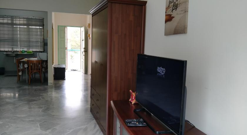 Family Beach Condo PD@Cocobay Resort Condominium photo