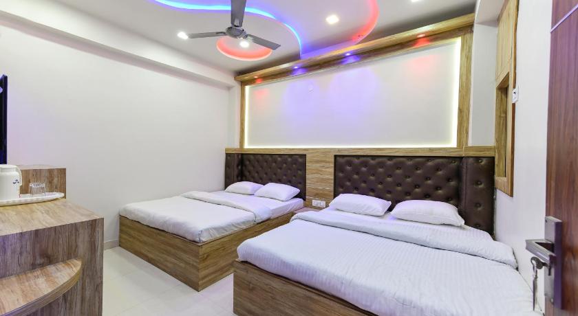 HN Palace homestay — Hotel in Agra