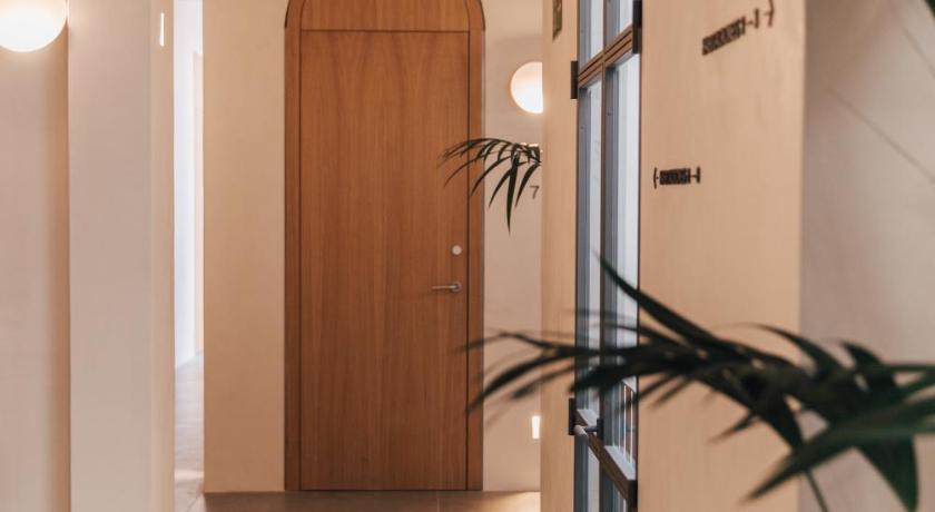 Sevilla Placido y Grata 4-Star Hotel suite