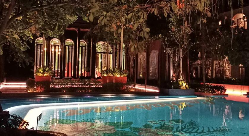 Lahabana Huahin by Moji photo