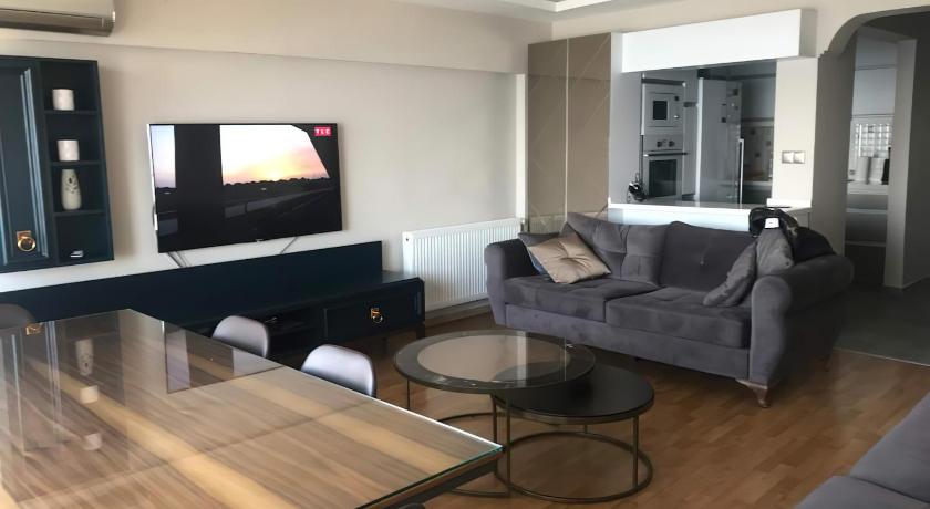 Syonte Lift Apartment — Hotel in İzmir