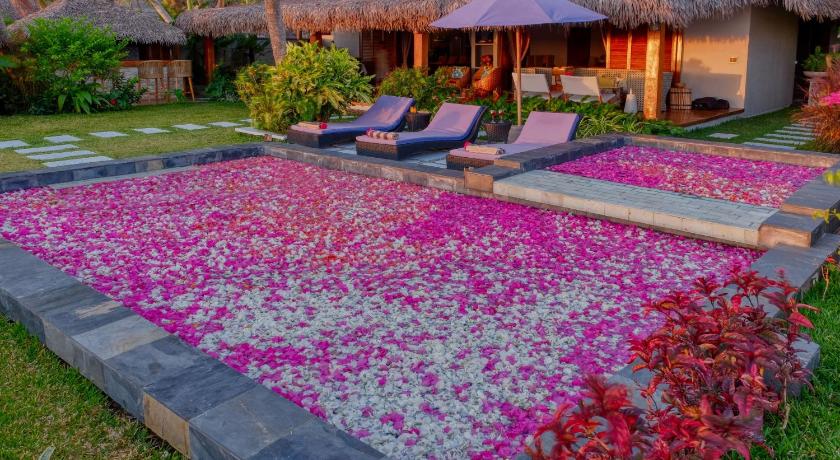 Luxury Sakina Villa - Beachfront photo