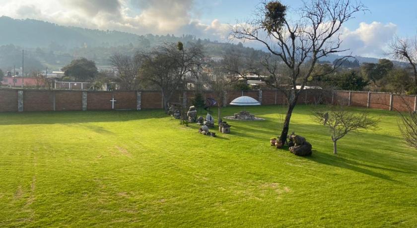 Departamento con gran area verde
