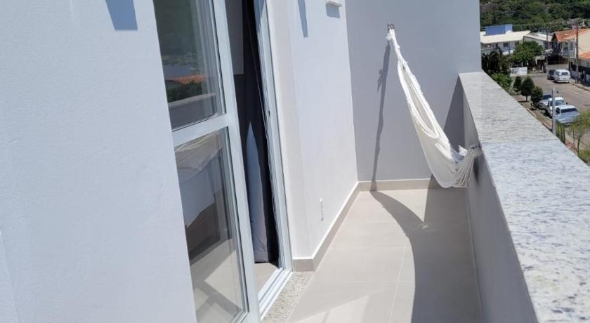 Image of Studio with Balcony 14