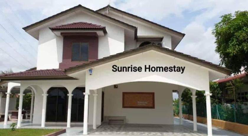 Sunrise Homestay - image 2
