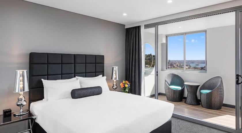 Meriton Suites Bondi Junction