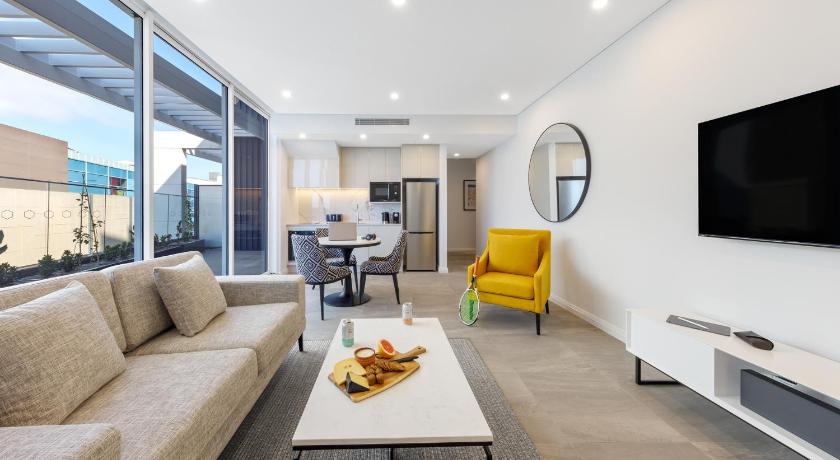 Meriton Suites Bondi Junction