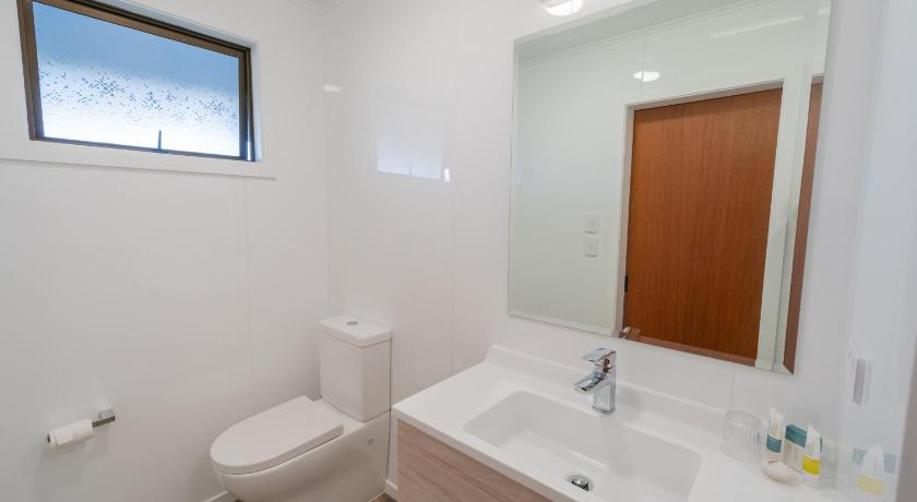 Image of Superior King Studio 16