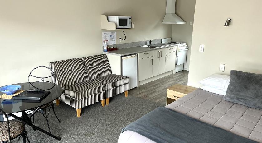 Jade Court Motel photo