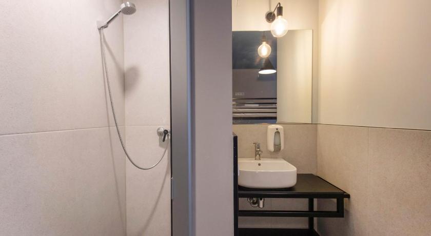 صورة مهجع مختلط (Mixed Dorm) 7