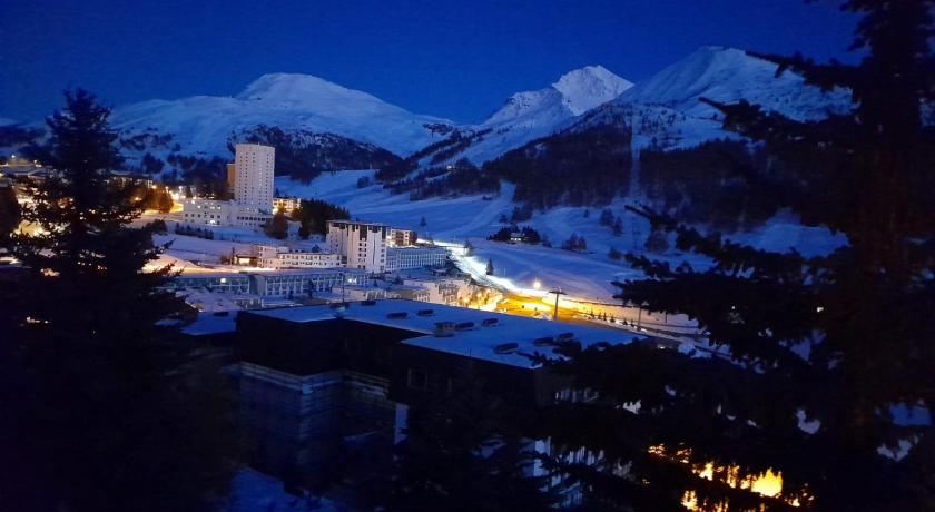 APPARTAMENTO in Residence vista piste