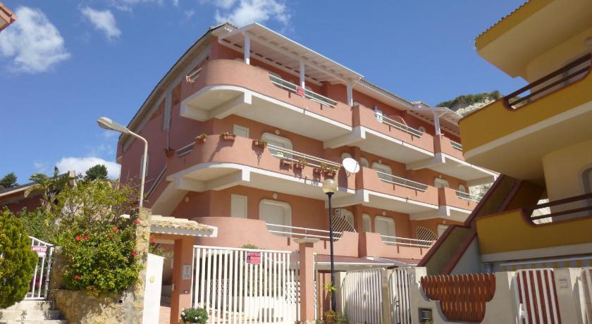 Appartamenti Scala Dei Turchi Villa Saporito — Hotel in Sicily