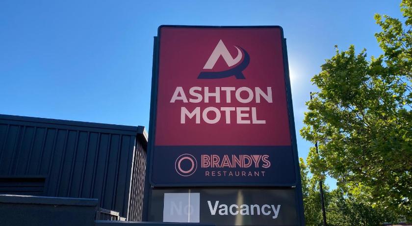Ashton Motel photo