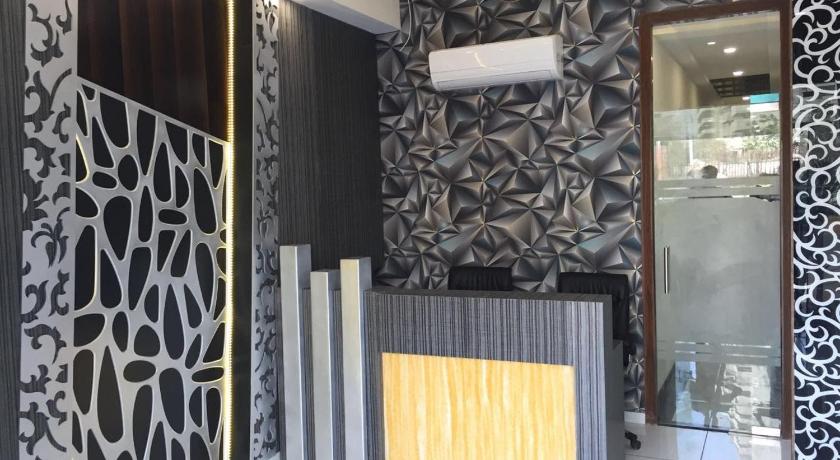 OYO 5171 Hotel Palace Residency – Bombay/ Mumbai, KY