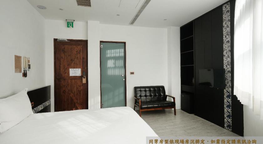 Image of Large Double Room 11