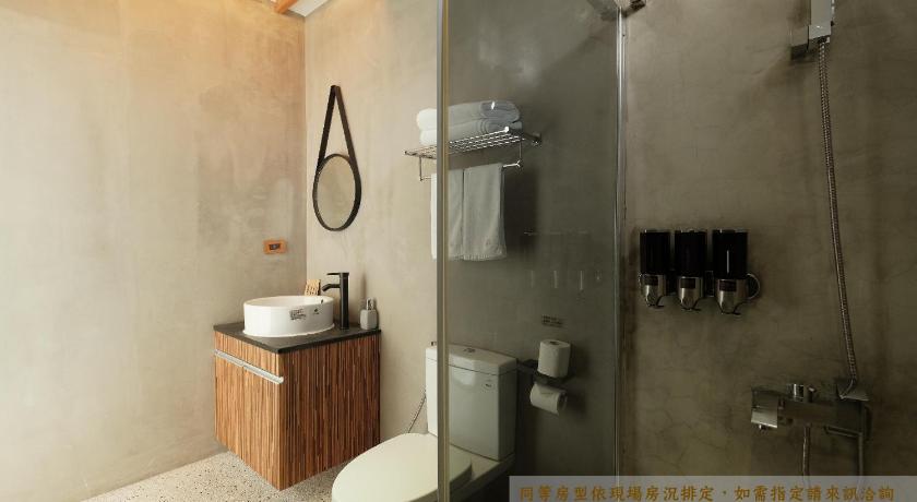 Image of Large Double Room 2