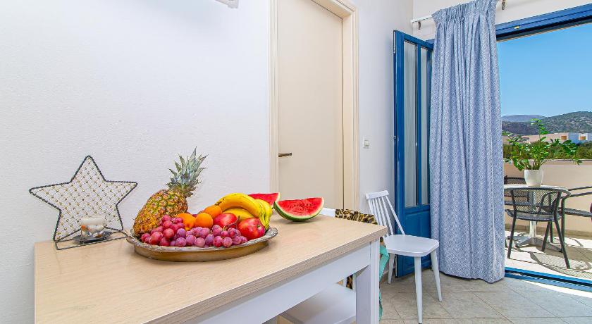 Image of One-Bedroom Apartment with Pool View 9