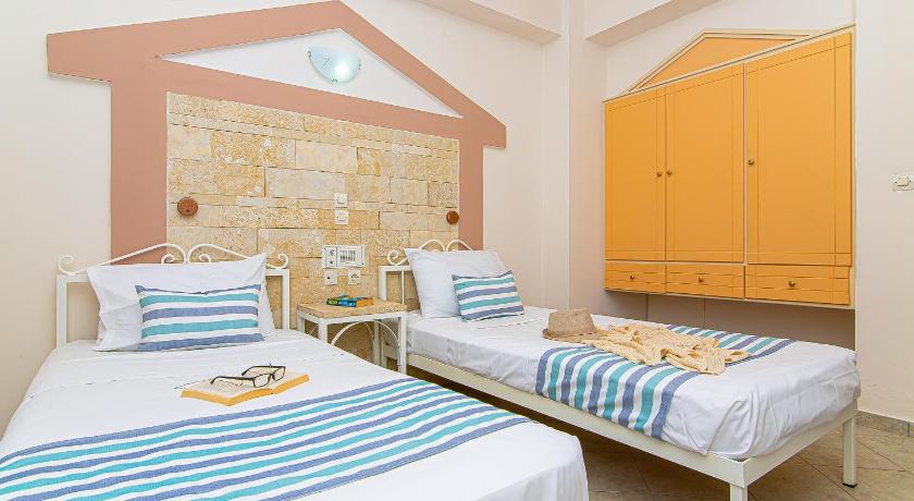 Image of One-Bedroom Apartment with Pool View 12