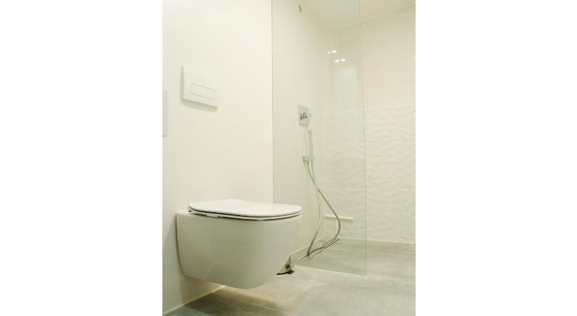 Main Square Luxury Apartment photo