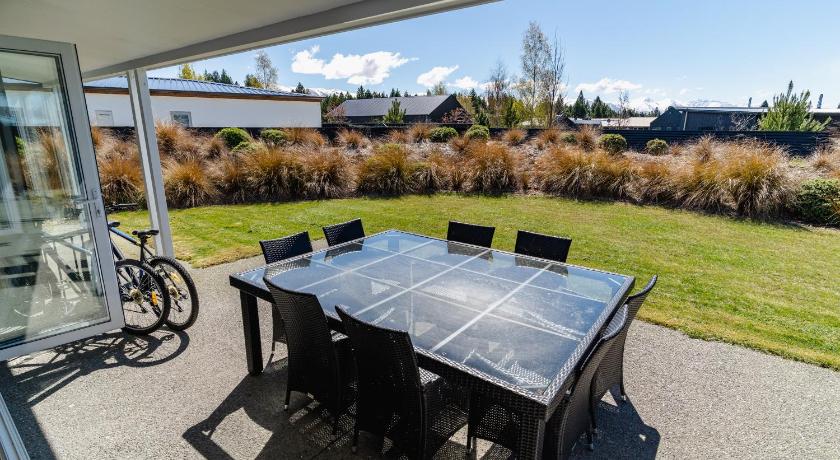 Mountain Vista Retreat - Apartment 2 photo