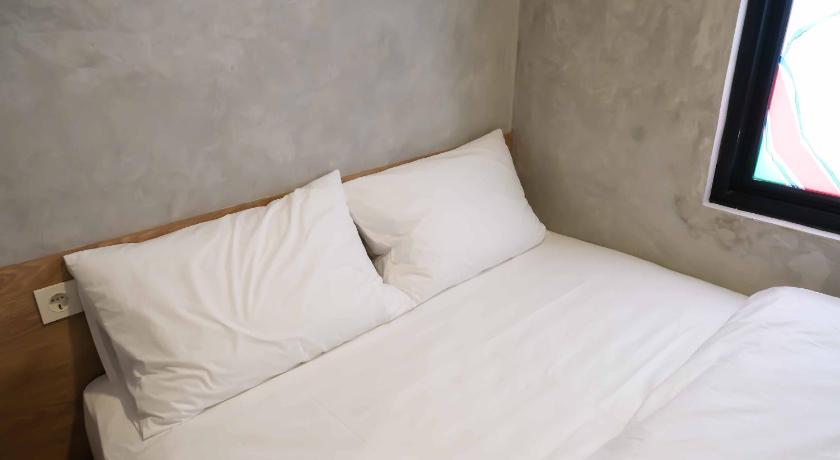 M Cabin Karawaci – Tangerang, PA