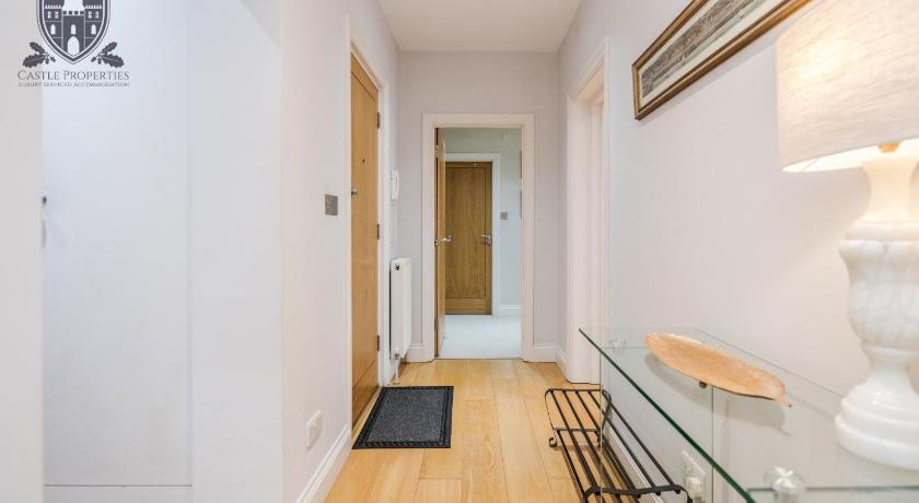 Castle Properties:Eton-The College photo