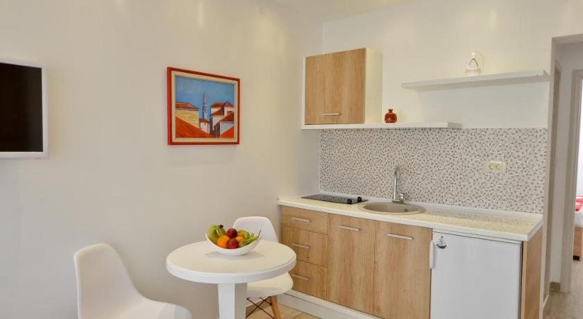 Gospostina Apartment — Hotel in Budva