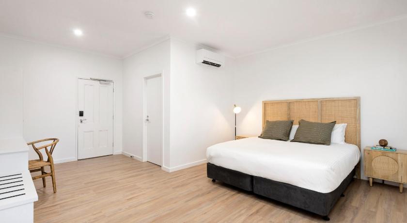 Grand Terminus Hotel — Hotel in Gippsland Region