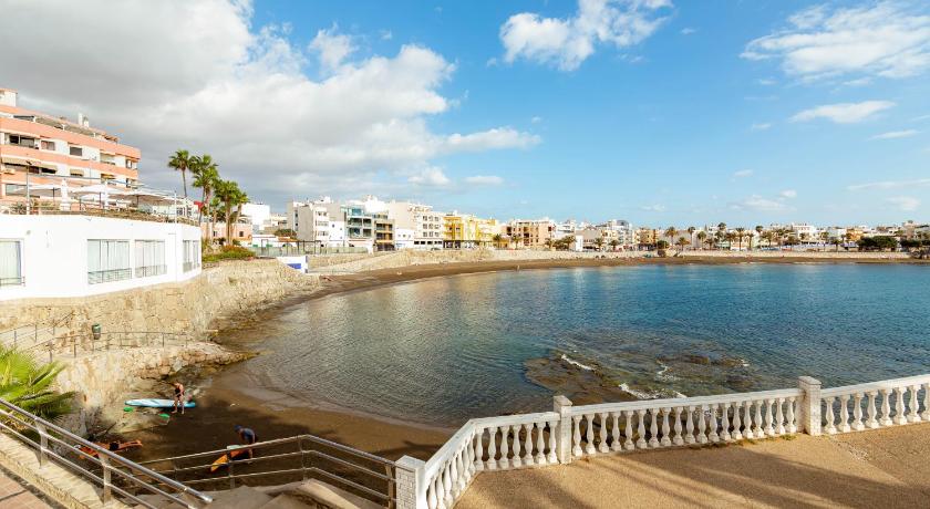 Solen Suites Arguineguin — Hotel in Gran Canaria