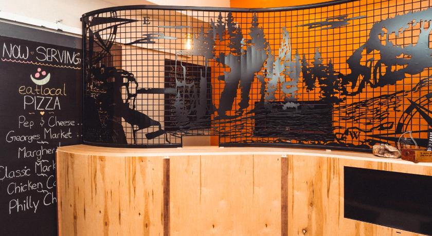 The Haven Hostel — Hotel in Thunder Bay (ON)