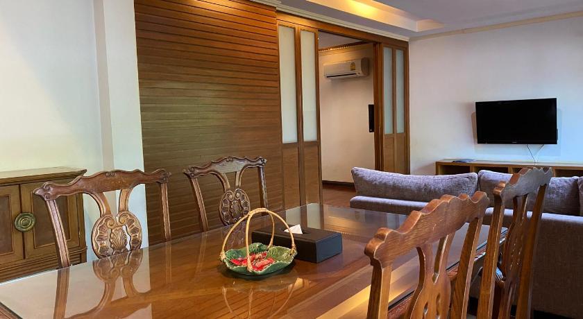 Image of 1 Bedroom Suite Non-Smoking 7