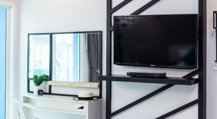 Image of Deluxe Room 11