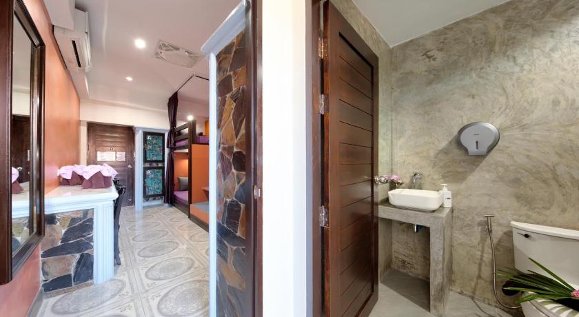Kerton Hostel - image 15